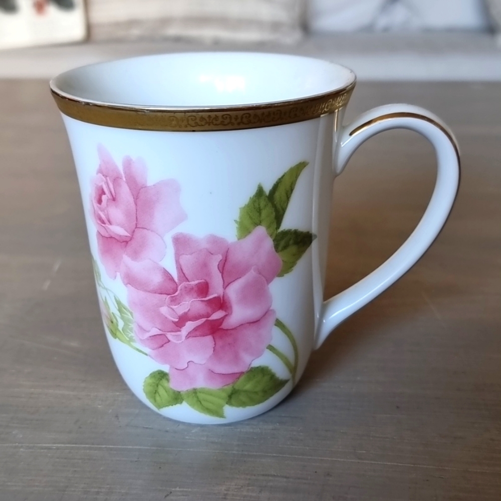 Charter club fashion buffet gold vintage floral mug